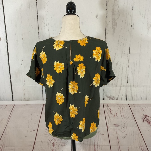 2/$30 Madewell Rhyme Top in Fall Flowers Olive Green Crop Oversized Boxy XXS - Picture 7 of 10